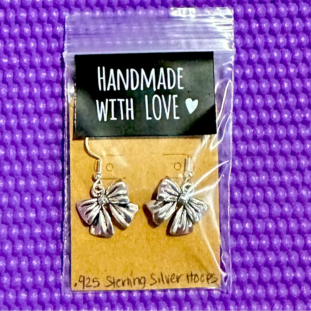 .925 Sterling Silver Hook Earrings with Metal Bow